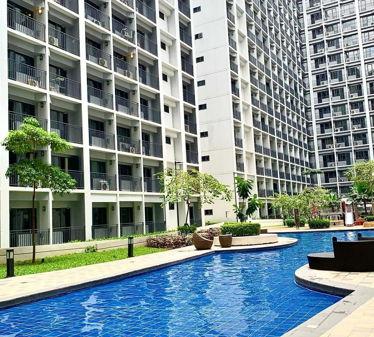 Shore 2 Residences Tower 2 16Fl Manila 0*,